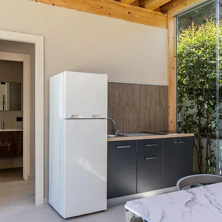 Essence Design With Pool Marsala